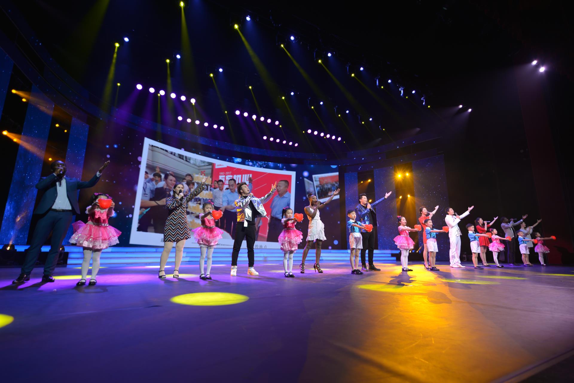 世界杯投注-世界杯足球投注平台  世界杯投注平台支持全程赛事竞猜，数据同步、赔率实时更新，是球迷畅玩世界杯足球投注的理想选择。